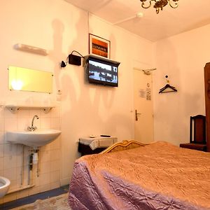 Habitación con Cama King